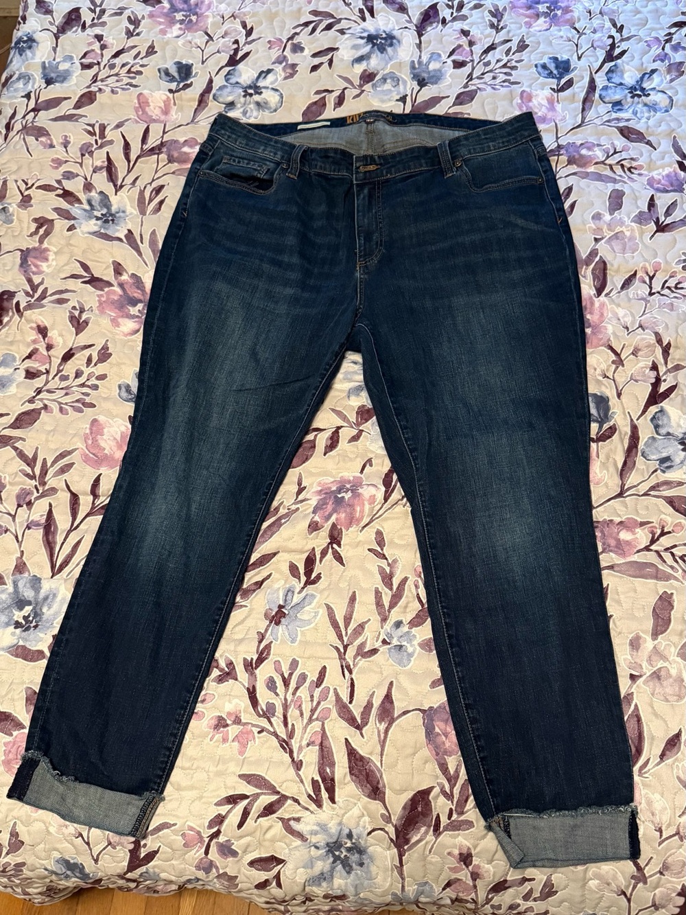 Kut from the Kloth Women’s Ankle Straight Leg Jeans in Dark Indigo Wash